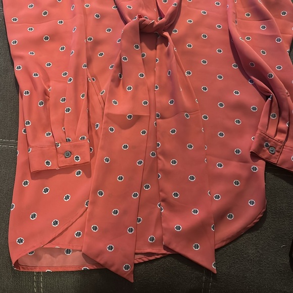 Loft Blouse - Picture 5 of 9